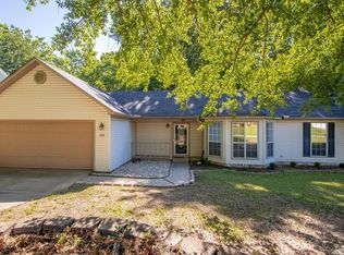 1712 Eagle Point Way, Benton, AR 72015