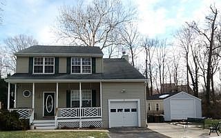 1st image of 11 Dale Dr