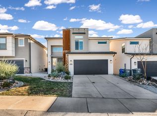 3190 E Sky Rim Way St, Saint George, UT 84790