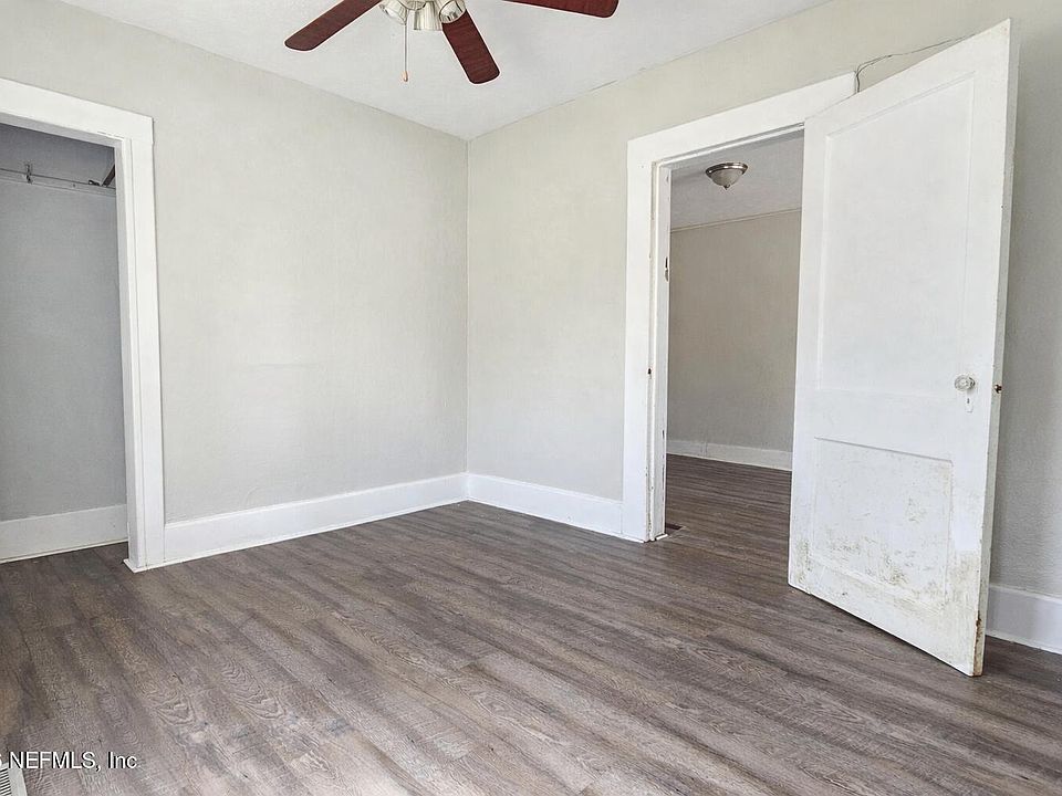 7th image of 9604 WOODLAND Avenue