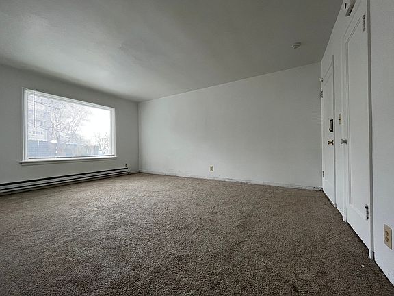 4th image of 1117 W 5th Ave #41