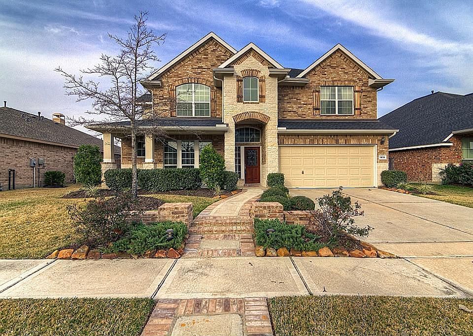 1st image of 18038 E Williams Bend Dr