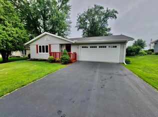 506 McDamyn Cir, Winnebago, IL 61088
