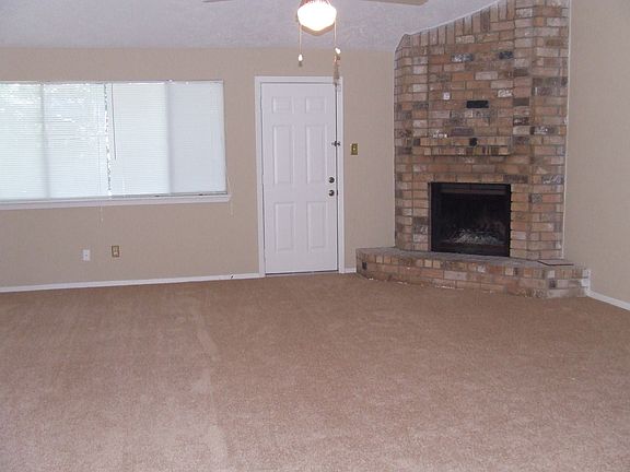 3rd image of 2518 Corral Trl
