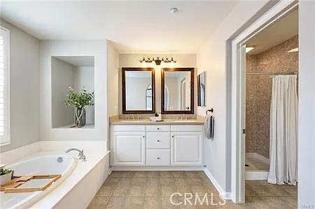 4432 Owens St #105 — Photo 32