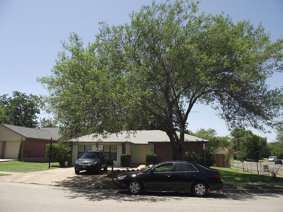 1st image of 12004 Swan Dr