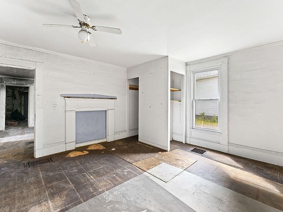 3rd image of 181 Ohio Street
