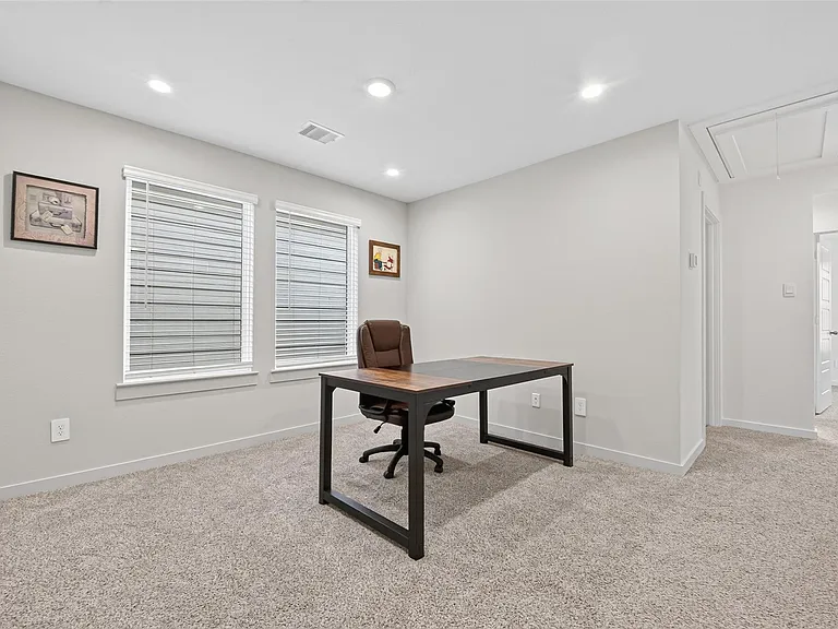 10206 Penryn Forest Trl — Photo 9