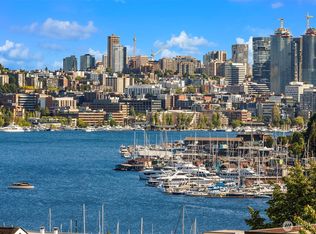 922 N 36th St, Seattle, WA 98103