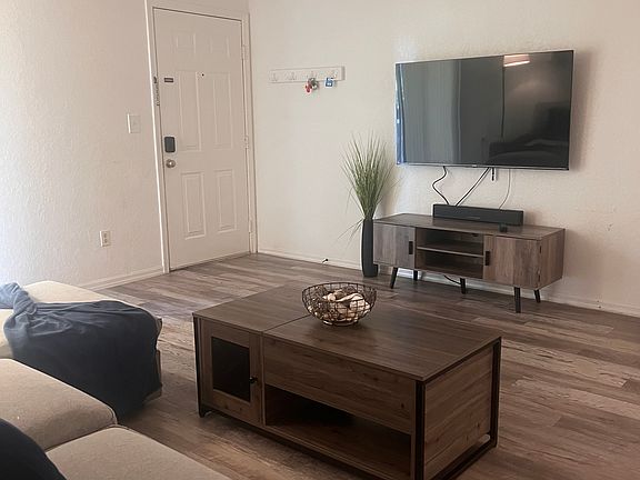 4th image of 10263 Gandy Blvd N APT 615