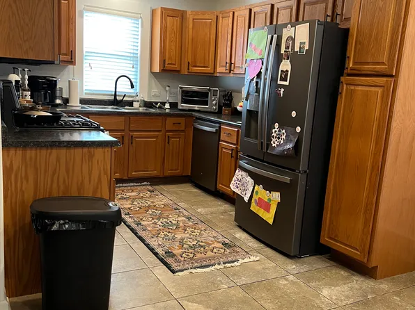 1103 W Main St, Ottawa, IL 61350
