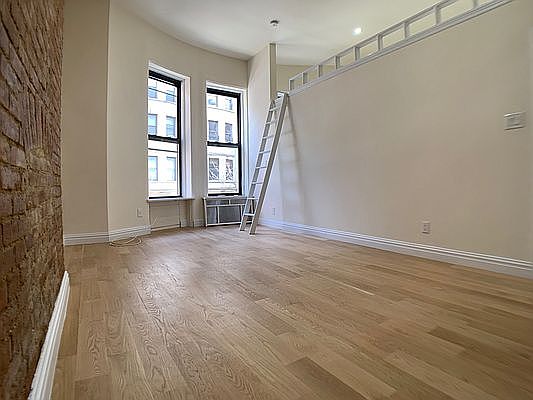 4th image of 250 W 102nd St APT 2A