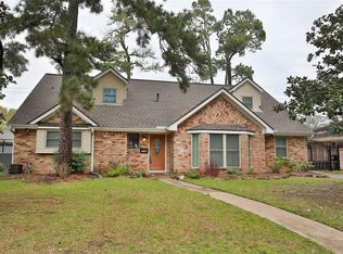 1038 Chantilly Ln, Houston, TX 77018