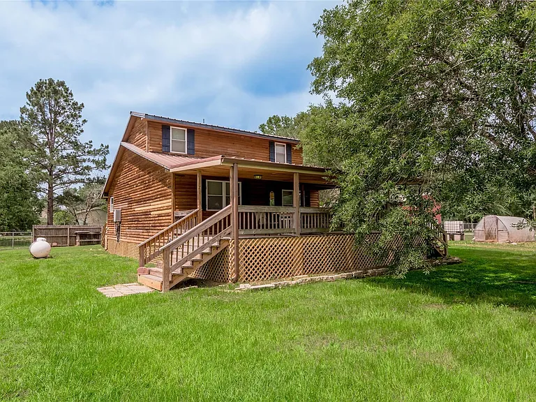 86 Oak Hill Dr — Photo 2