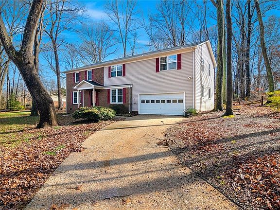 3rd image of 5404 Hiddenbrook Dr