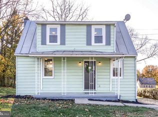 11 School House Rd, Newville, PA 17241