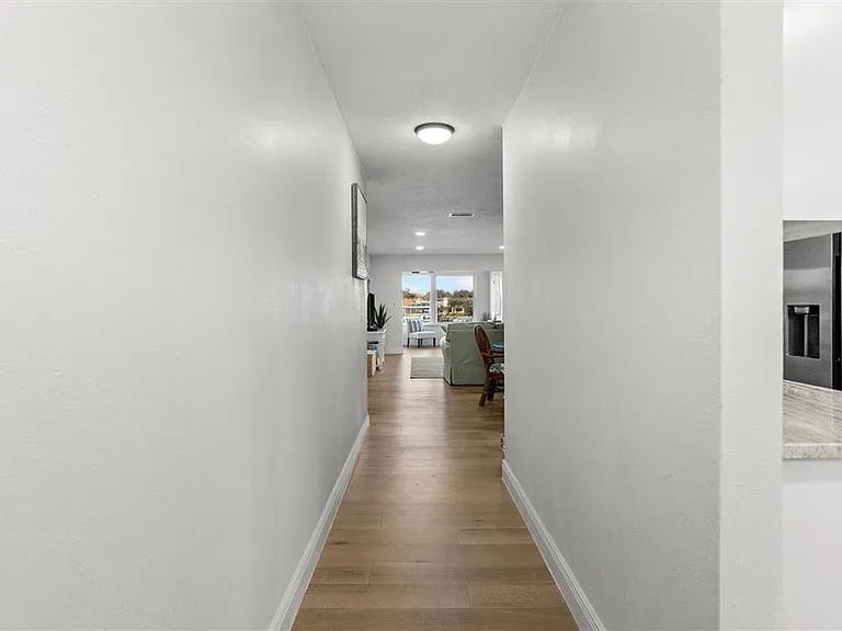 5955 30th Ave S #202 — Photo 4