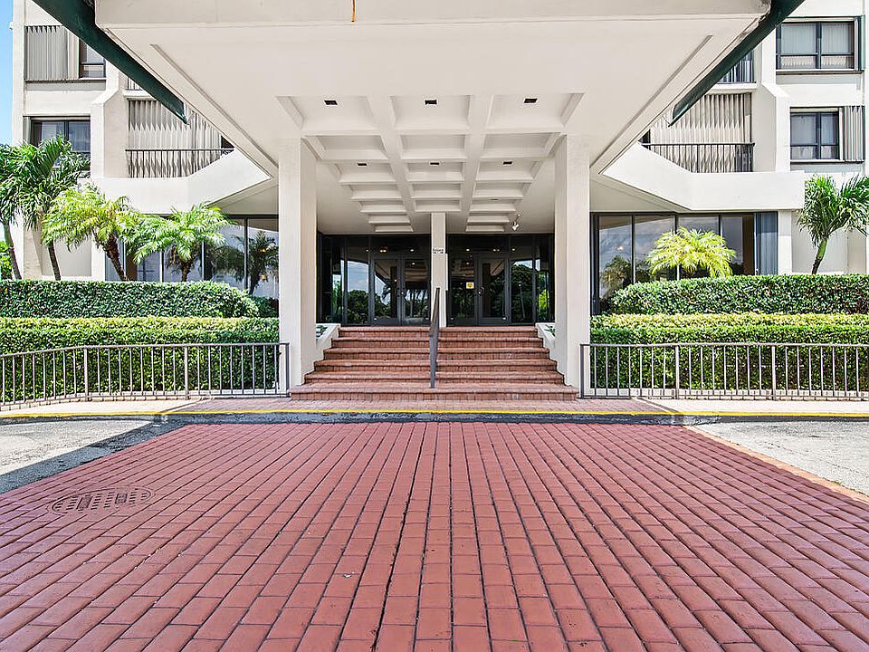 1st image of 5600 N Flagler Drive #2202