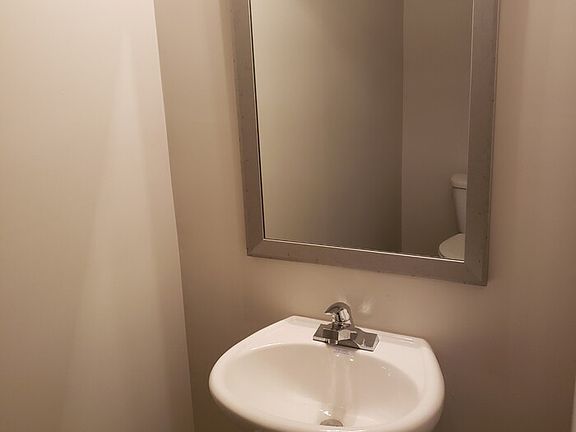 3rd image of 3319 Pennington Dr