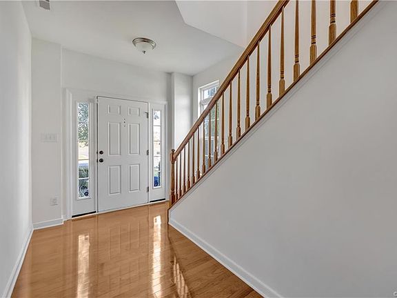 5th image of 8115 Belton Cir