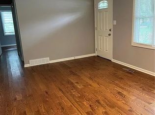 9003 E 72nd Ter, Raytown, MO 64133