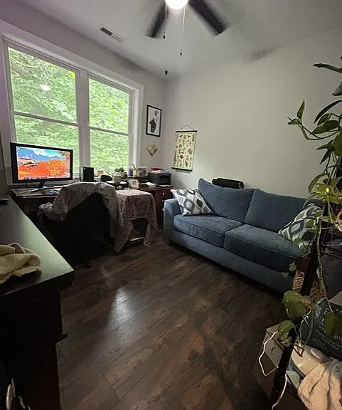 1 Cole St — Photo 7