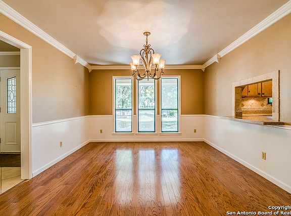 4th image of 9615 Aster Cir