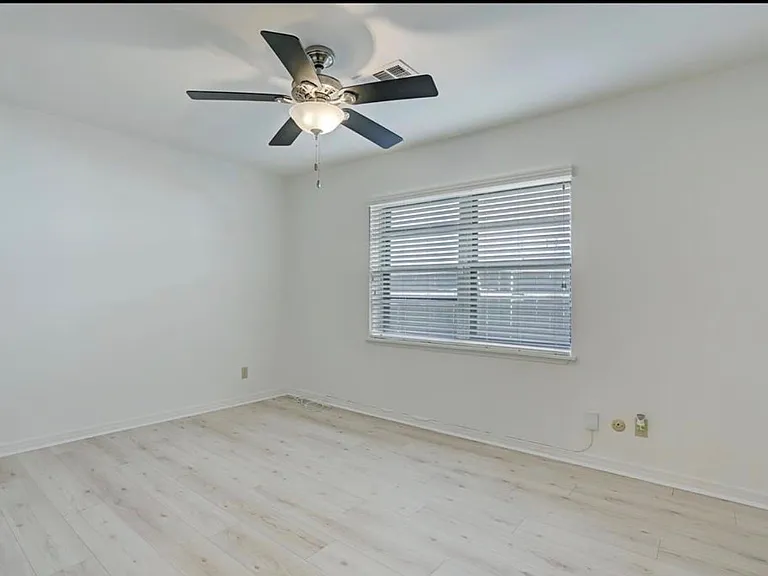 3708 Bellaire Blvd — Photo 12