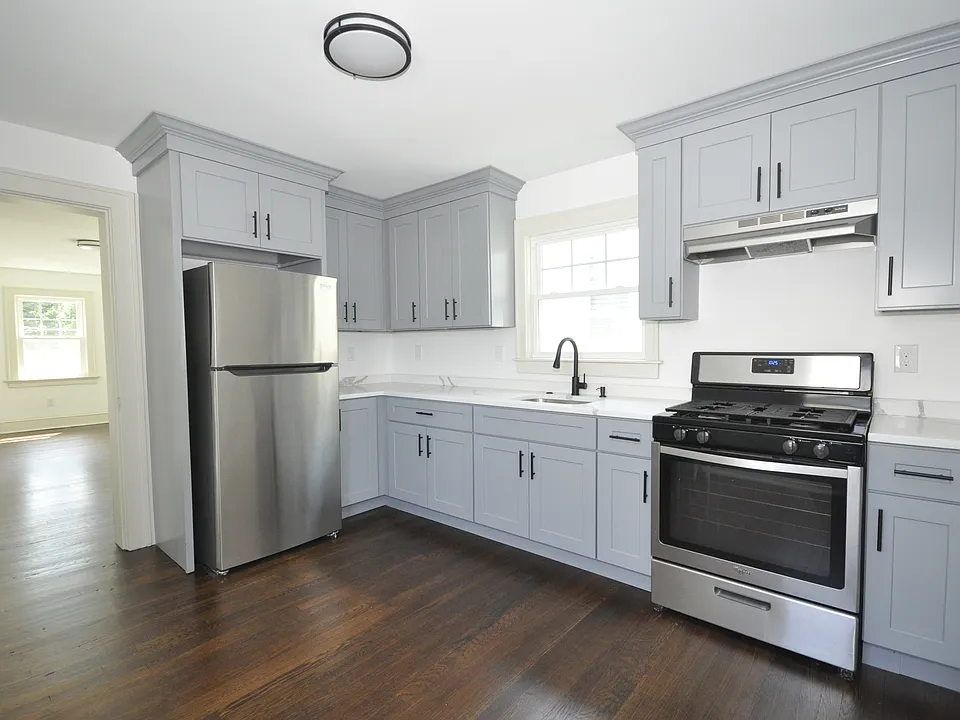 20 Mountain St #2
