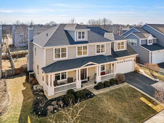 2nd image of 810 Georgetown Dr