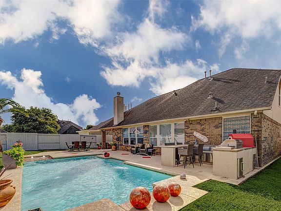 3rd image of 11115 Menaggio Ct