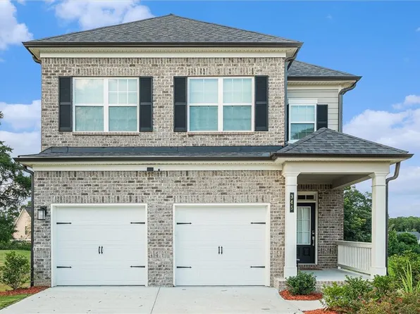 345 Green Love Ln, Grayson, GA 30017