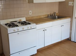 816 Centre St #1, Trenton, NJ 08611