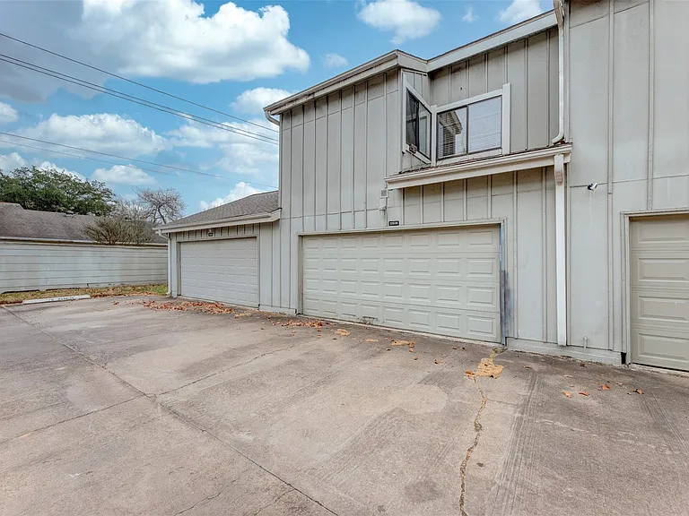 12926 Greenway Chase Ct #2926 — Photo 24