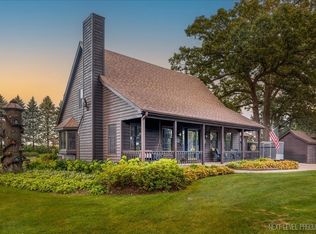 9499 Corneils Rd, Bristol, IL 60512