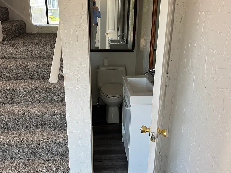 5880 Shaw St — Photo 6