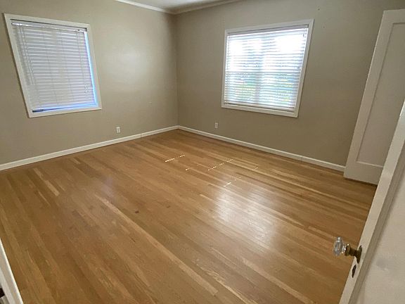 5th image of 950 El Dorado Way