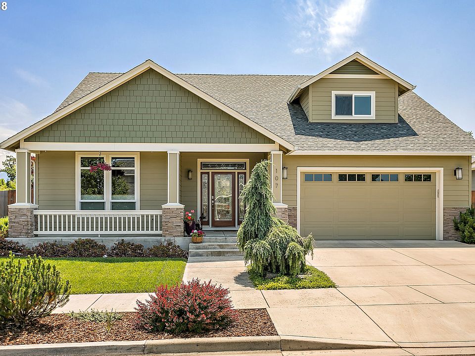 1st image of 107 Huntley Ln