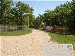 3rd image of 1107 Spring Valley Rd