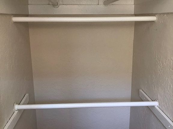 3rd image of 924-930 E 3rd St #4