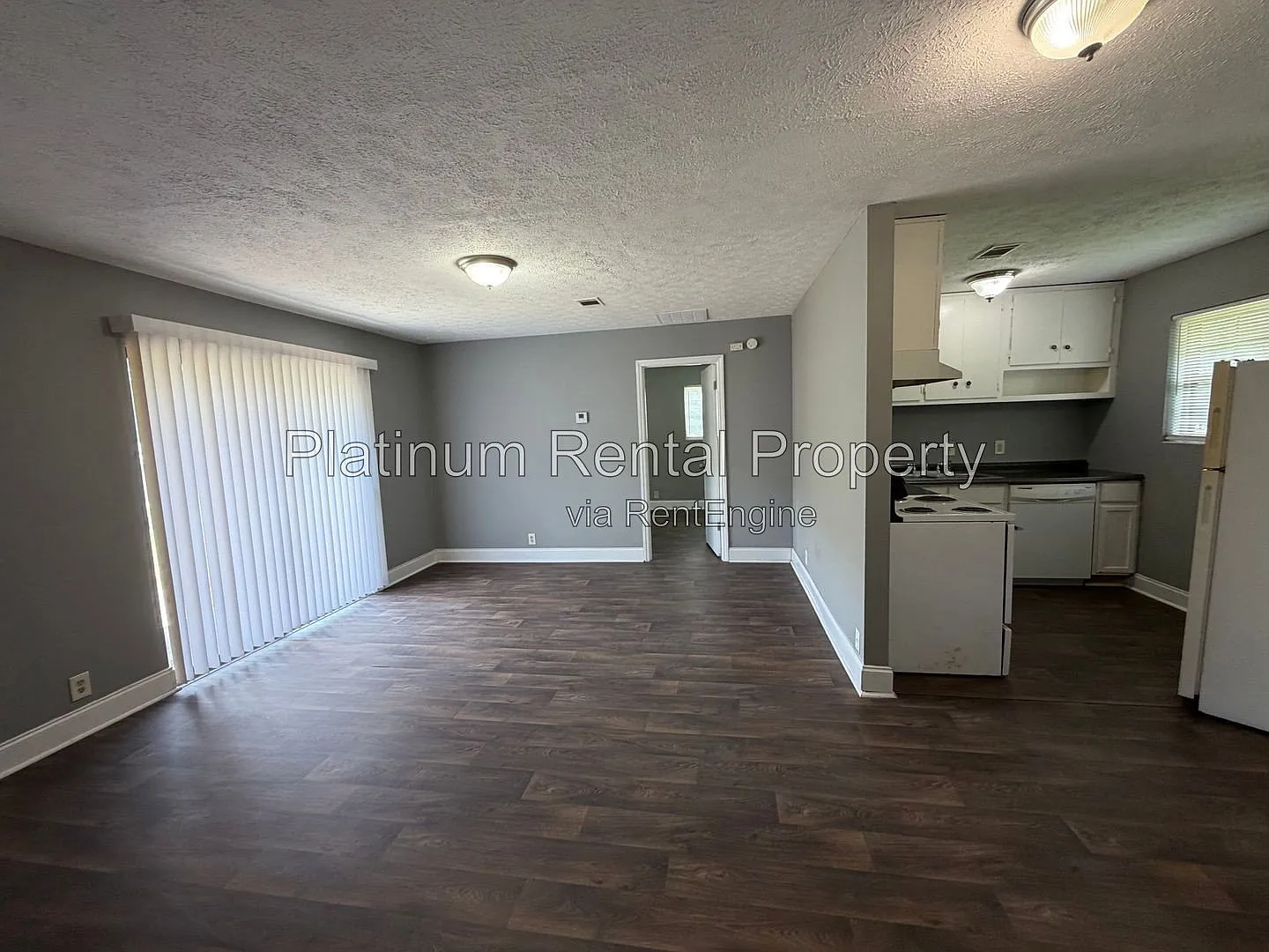 1 bed, 1.0 bath, 649 sqft, $999 — Photo 1