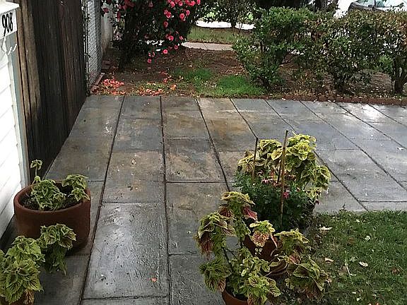 3rd image of 908 E Elk Ave