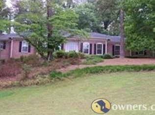 1080 Huntcliff, Sandy Springs, GA 30350