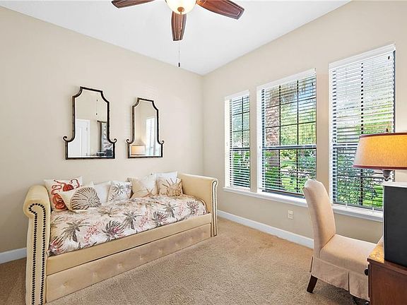 5th image of 640 Spanish Way E