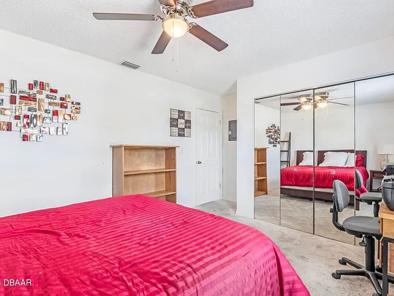 840 Center Ave #24 — Photo 17
