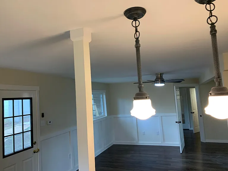 NW Highland Dr — Photo 2