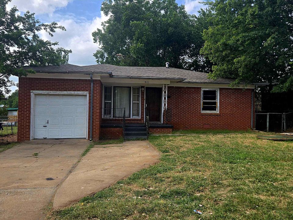 1st image of 211 E Elder Ave