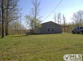 302 Deerwood Rd, Hohenwald, TN 38462