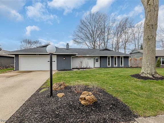 2nd image of 10810 Gate Post Rd