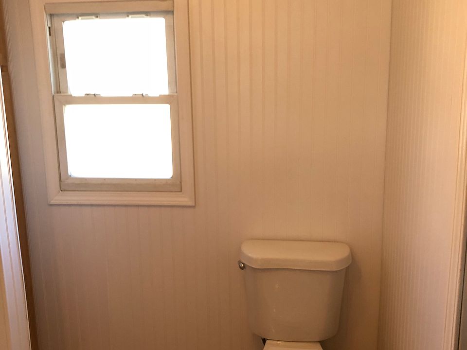 1st image of 1028 Ironmoulders St